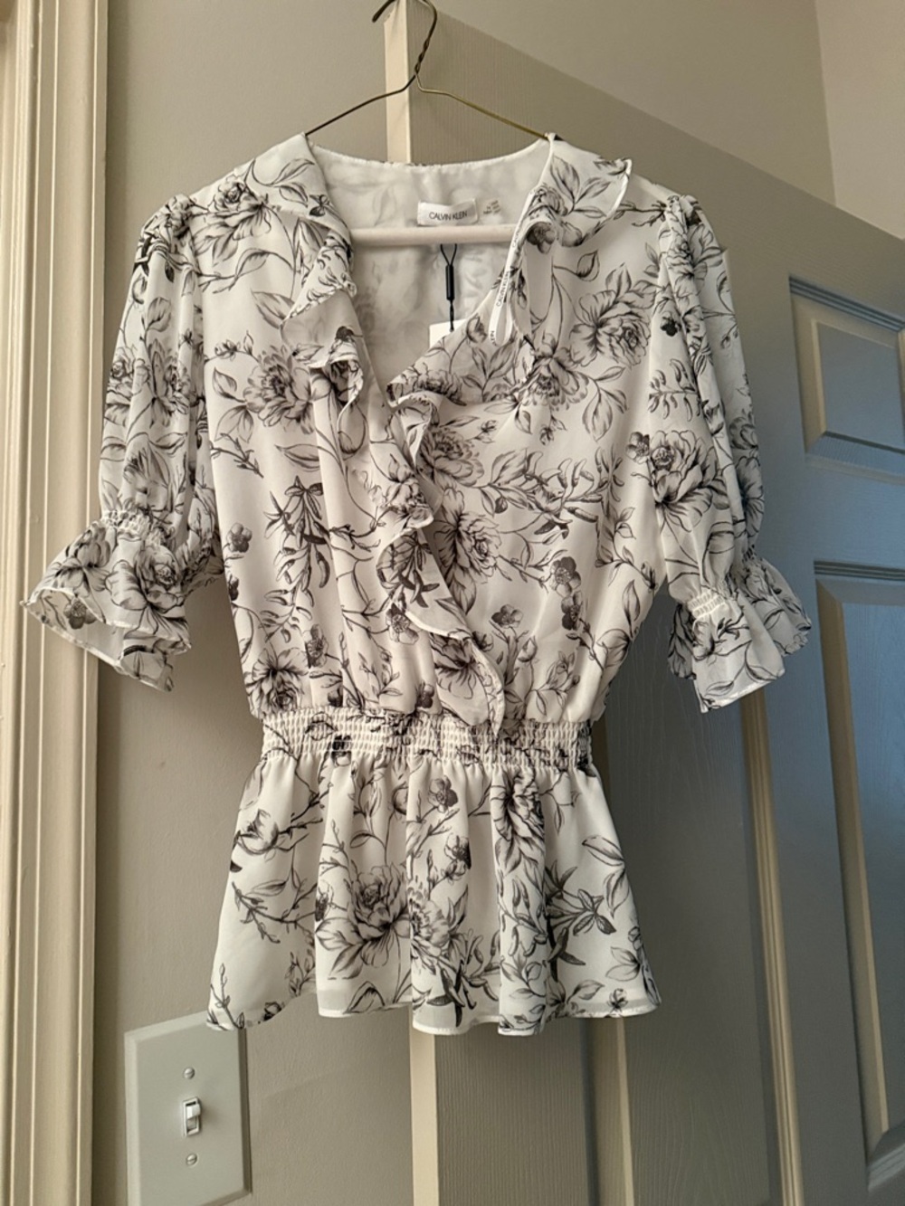 Calvin Klein White Floral Ruffle Wrap Blouse